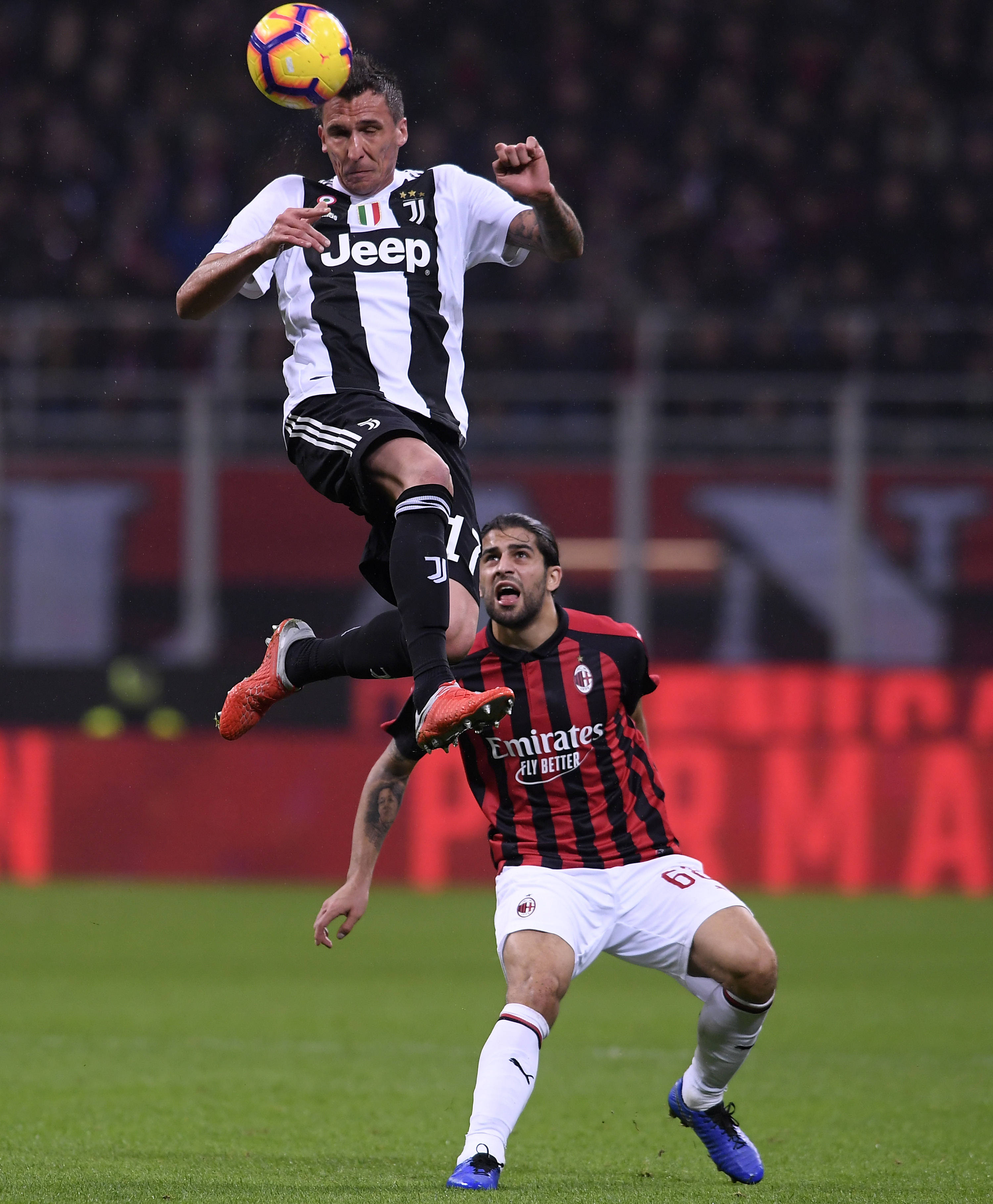 爱游戏体育- 今夜意甲焦点战！AC米兰迎战拜仁慕尼黑，小胜或上演